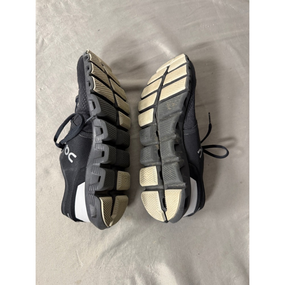 On Cloud X Womens Running Shoes Black White 60.98696 Size 9.5 - Picture 7 of 8
